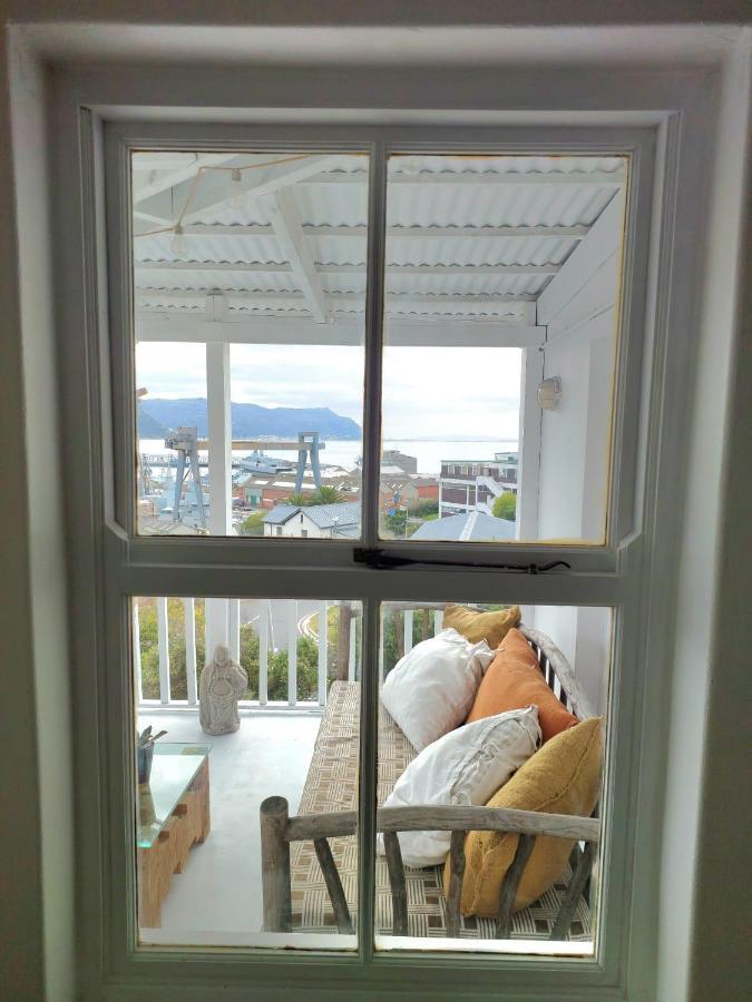 House On The Hill Apartment